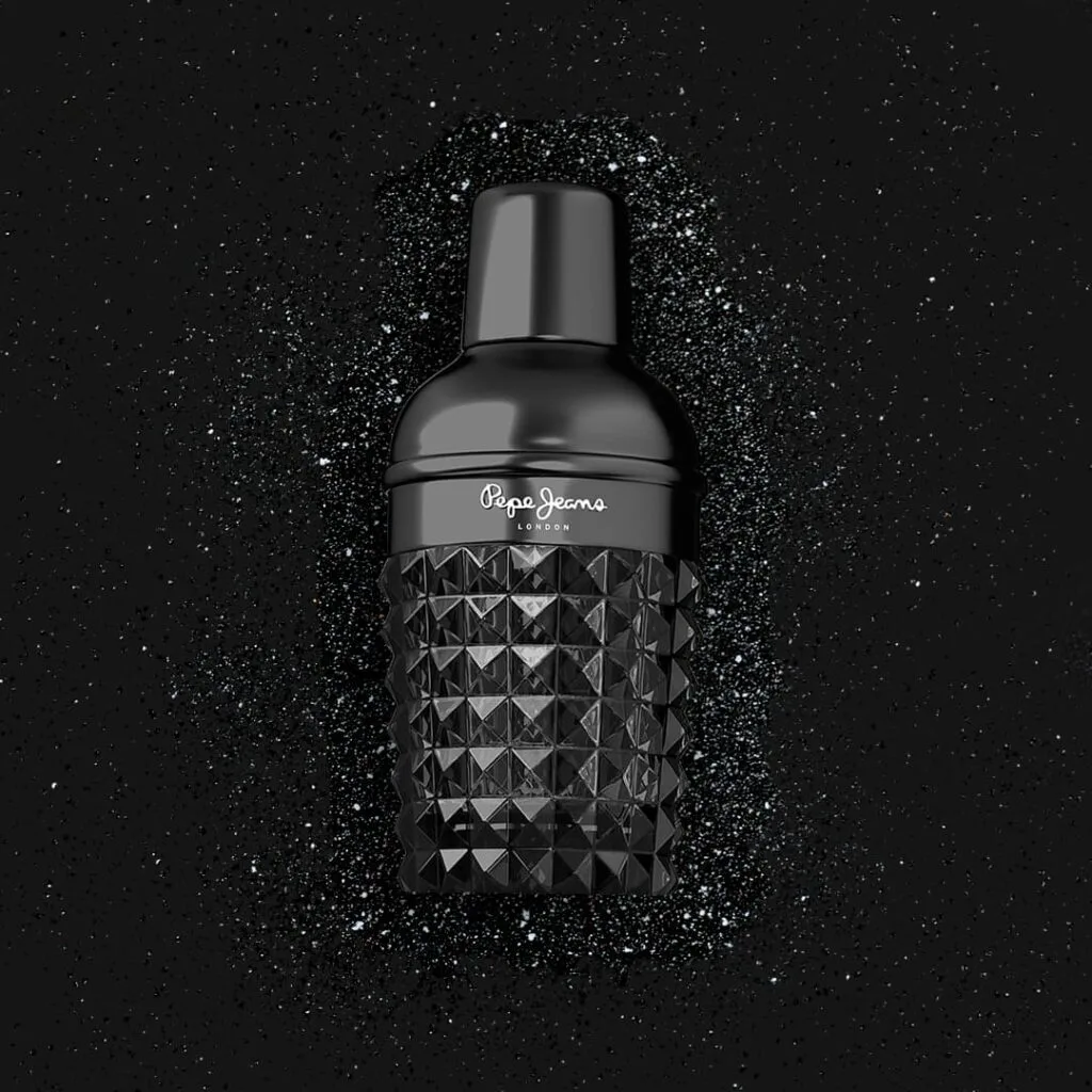 Pepe Jeans Black Is Now For Him est un parfum Oriental Épicé pour homme,