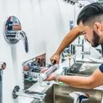GROHE s'engage à soutenir la nouvelle génération de plombiers