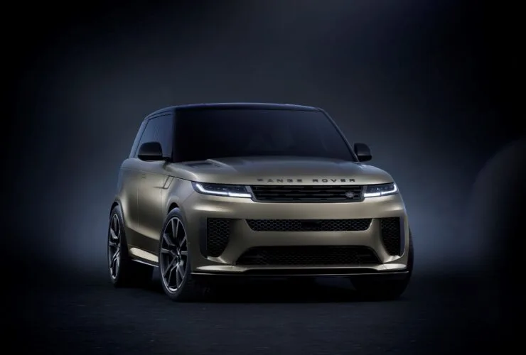 Nouveau Range Rover Sport SV