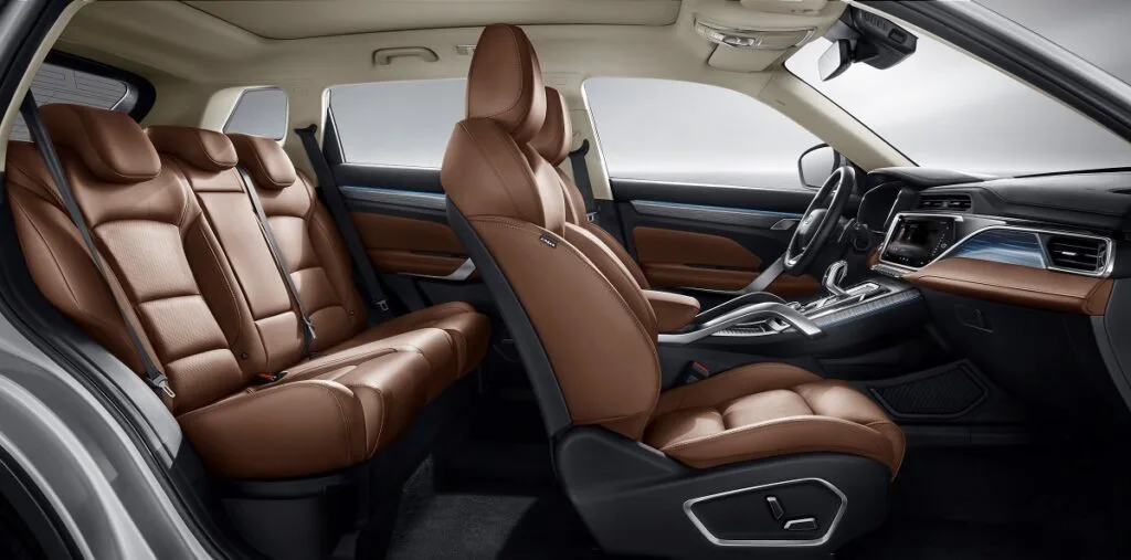 SUV Geely Azkarra hybride en Tunisie