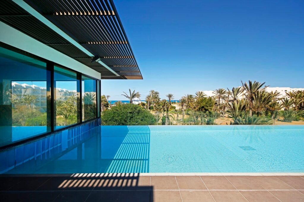 Athénée Thalasso & Spa-Outdoor Sea Water Pool | Trendymagazine | Trendymagazine