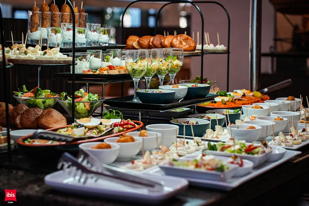 buffet à thème au restaurant ibis Tunis