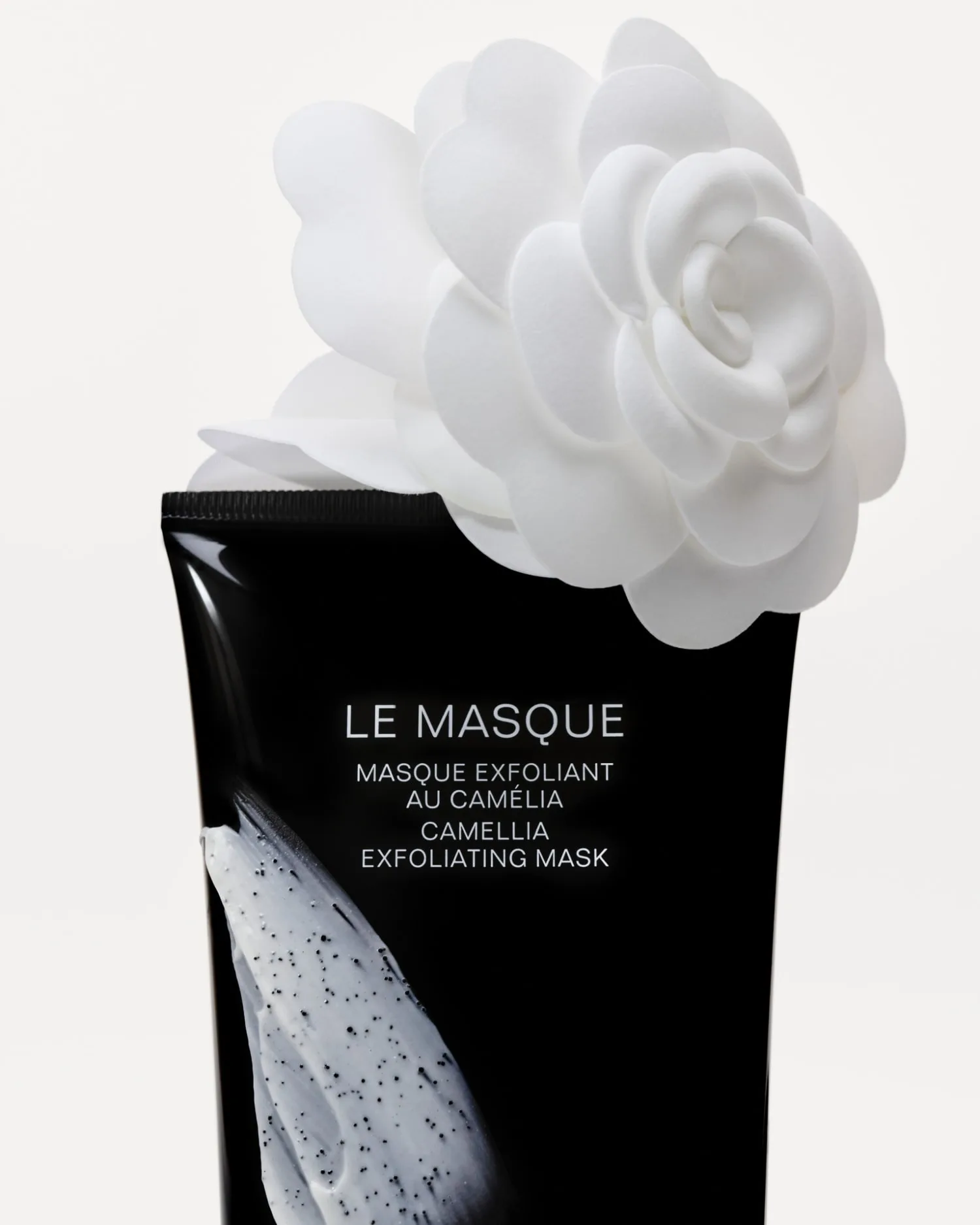 chanel cleansers le masque camellia exfoliating mask
