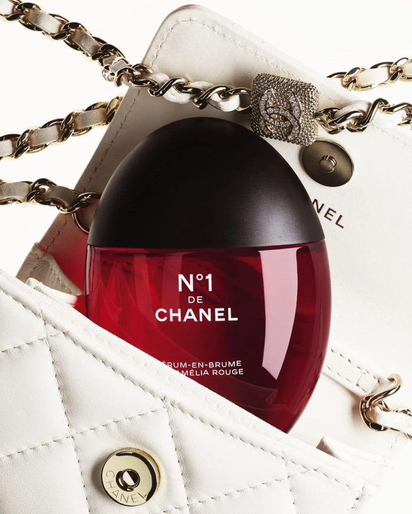 N 1 DE CHANEL SÉRUM-EN-BRUME AU CAMÉLIA ROUGE-haute-definition1-LD | Trendymagazine | Trendymagazine N 1 DE CHANEL SÉRUM-EN-BRUME AU CAMÉLIA ROUGE | Trendymagazine | Trendymagazine