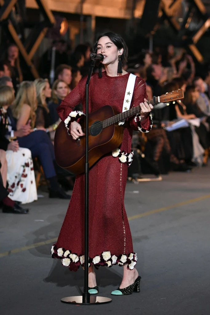 chanel_gracie-abrams-wore-chanel-at-the-vogue-world-2025-hollywood-261025-HD