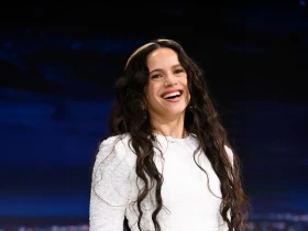 chanel_rosalia-wore-chanel-at-the-the-tonight-show-starring-jimmy-fallon-161125_2-HD