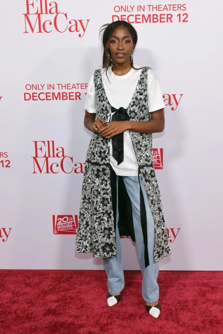 chanel_ayo-edebiri-wore-chanel-at-the-22ella-mccay22-premiere-091225-HD