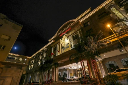 Mövenpick Hôtel du Lac Tunis Étoile Filante