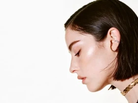 CHANEL COCO CRUSHCHOISIT GRACIE ABRAMS COMME NOUVELLE MUSE