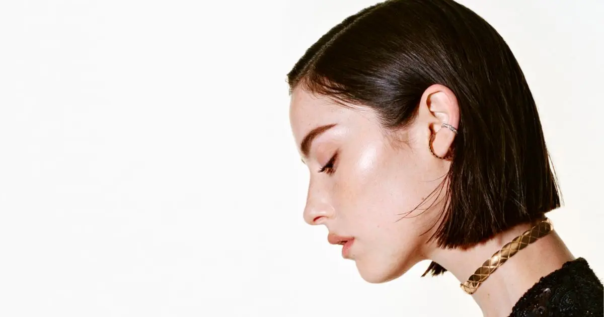 CHANEL COCO CRUSHCHOISIT GRACIE ABRAMS COMME NOUVELLE MUSE